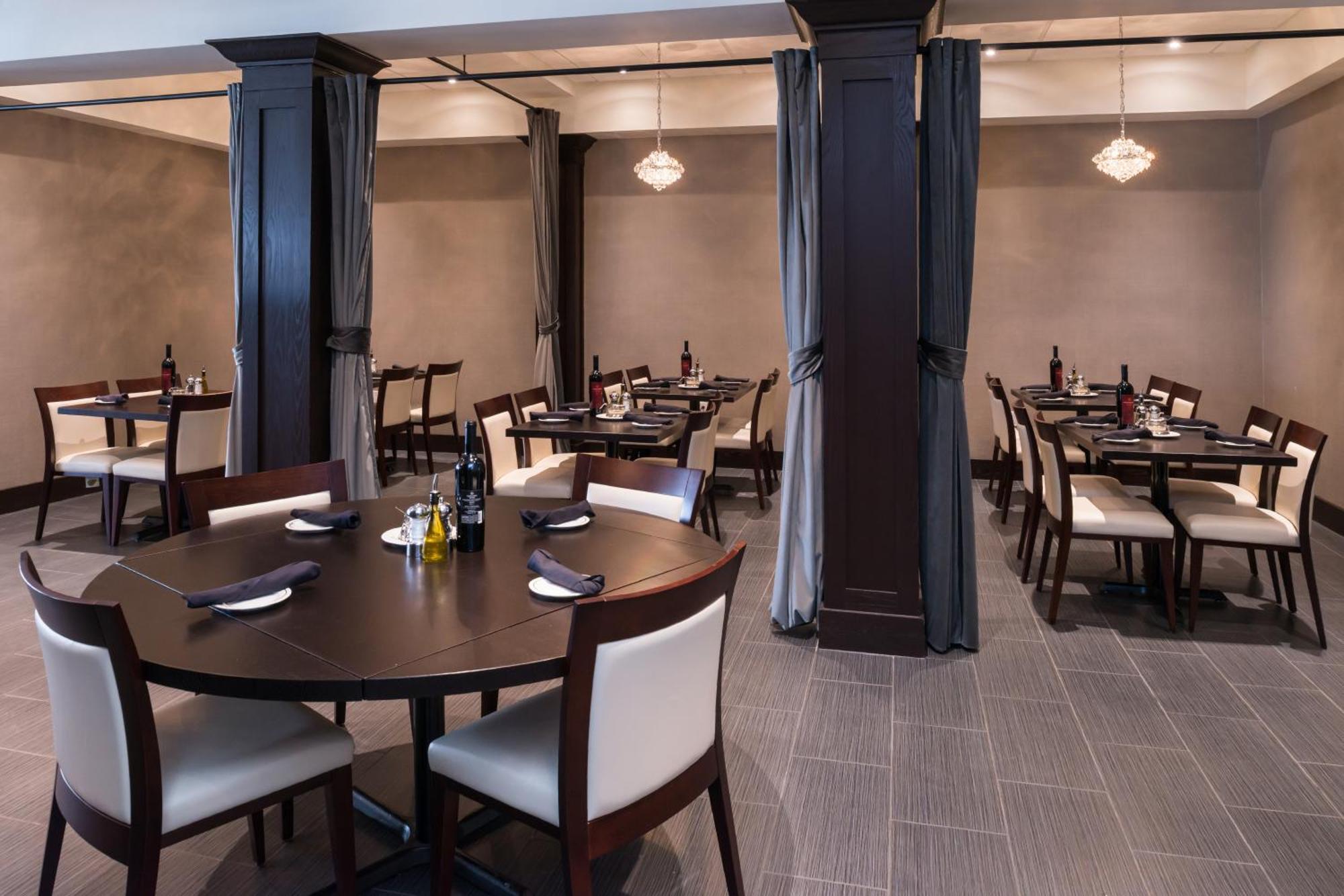 Holiday Inn Detroit Northwest - Livonia By Ihg Esterno foto