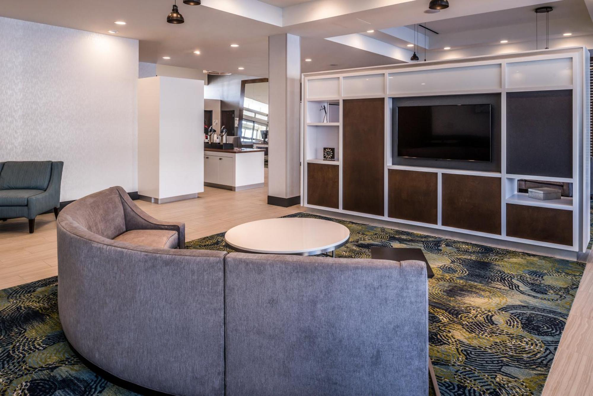 Holiday Inn Detroit Northwest - Livonia By Ihg Esterno foto