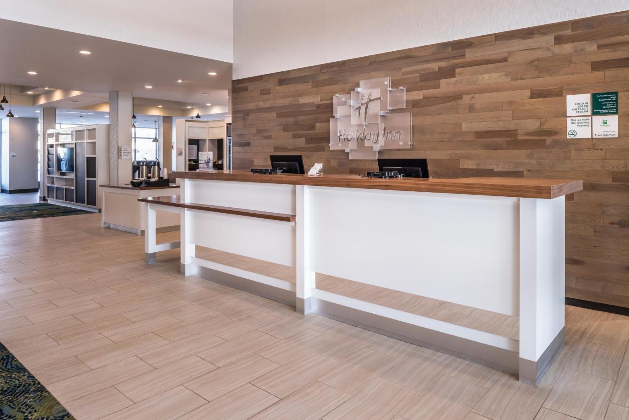 Holiday Inn Detroit Northwest - Livonia By Ihg Esterno foto