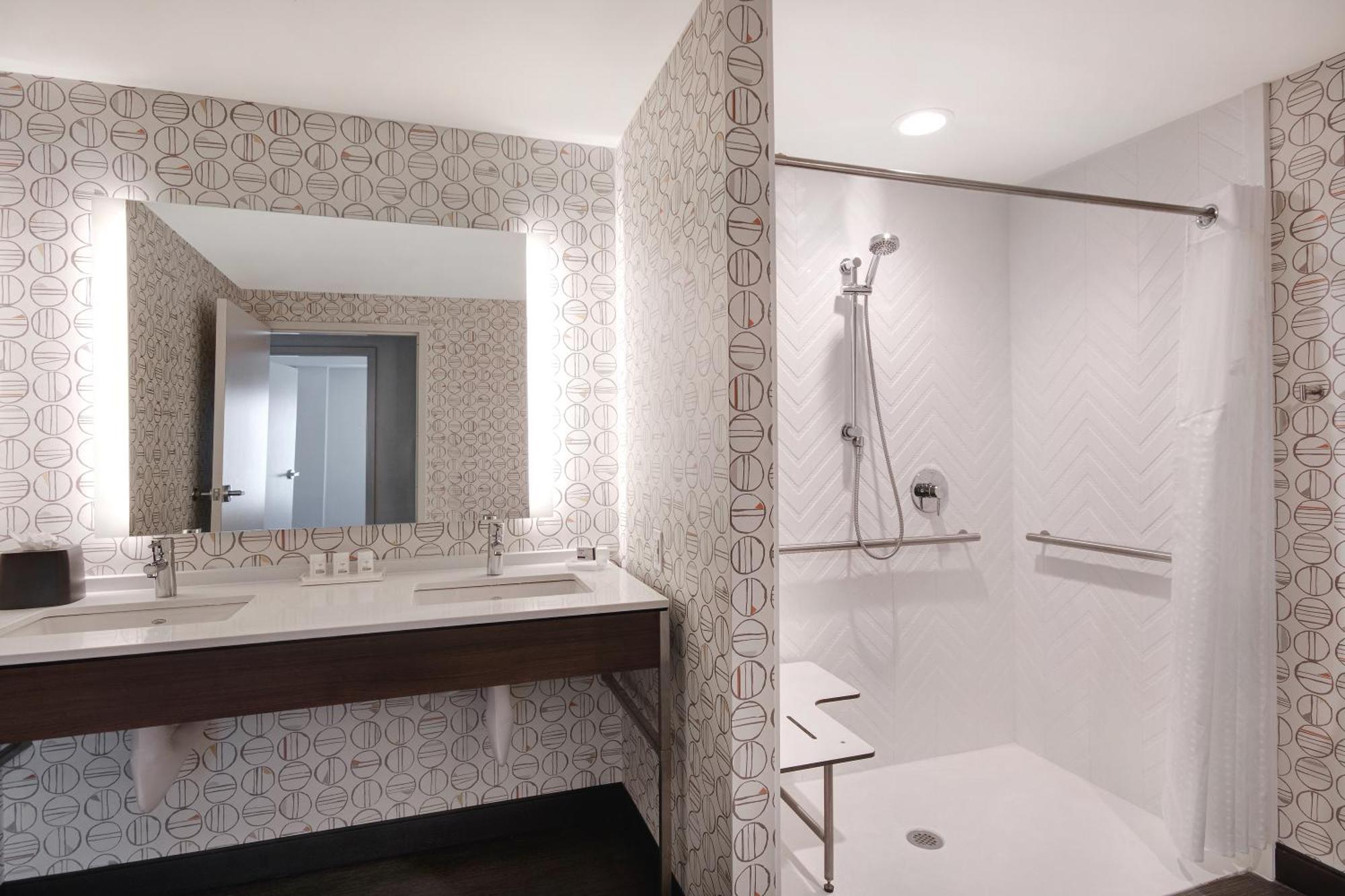 Holiday Inn Detroit Northwest - Livonia By Ihg Esterno foto