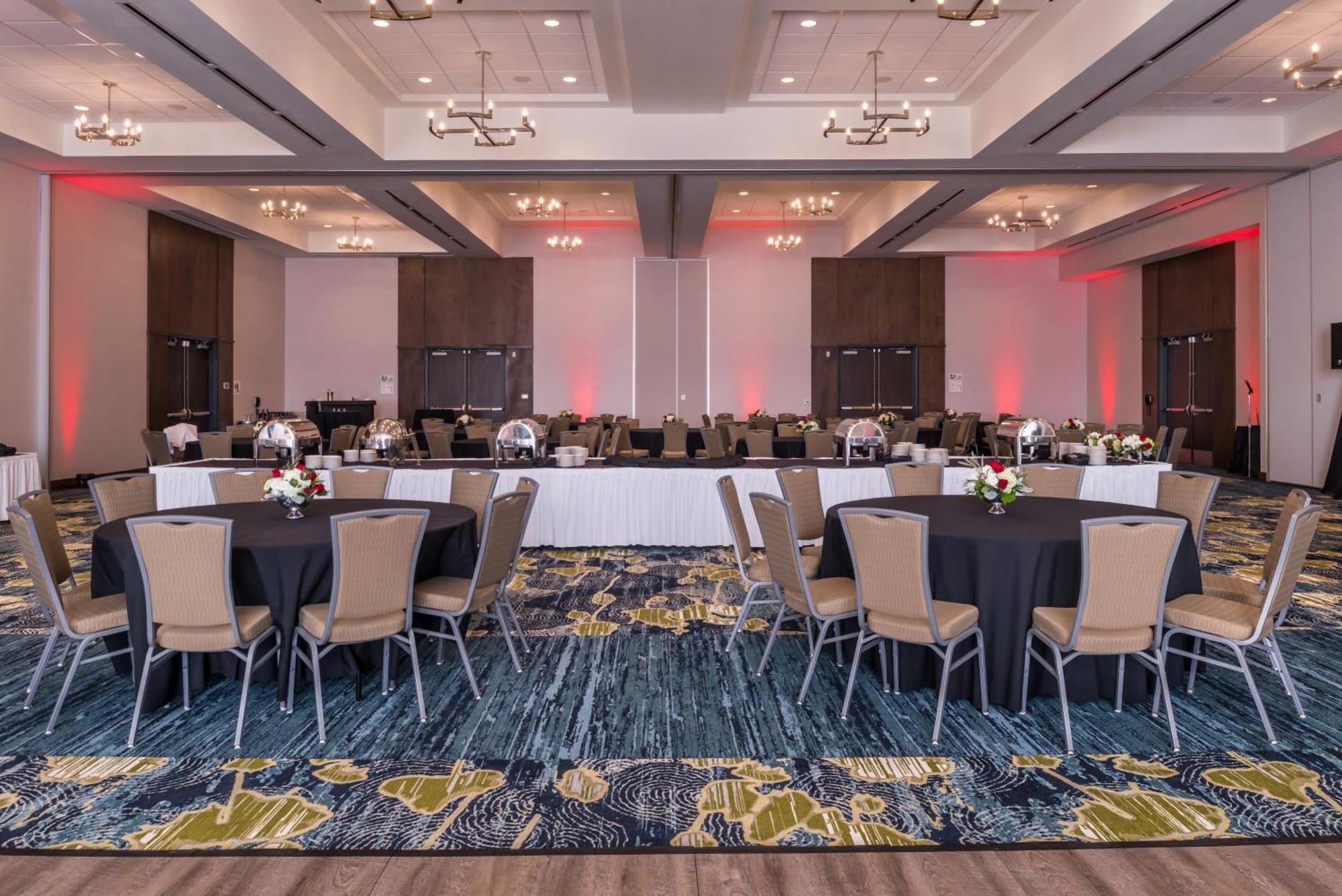 Holiday Inn Detroit Northwest - Livonia By Ihg Esterno foto