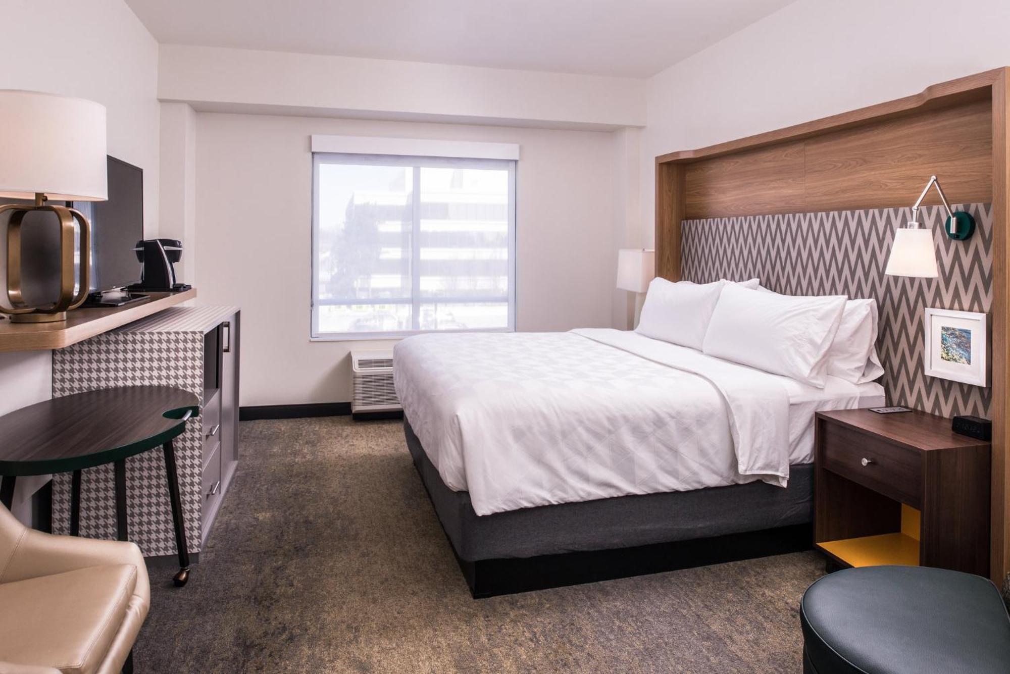 Holiday Inn Detroit Northwest - Livonia By Ihg Esterno foto