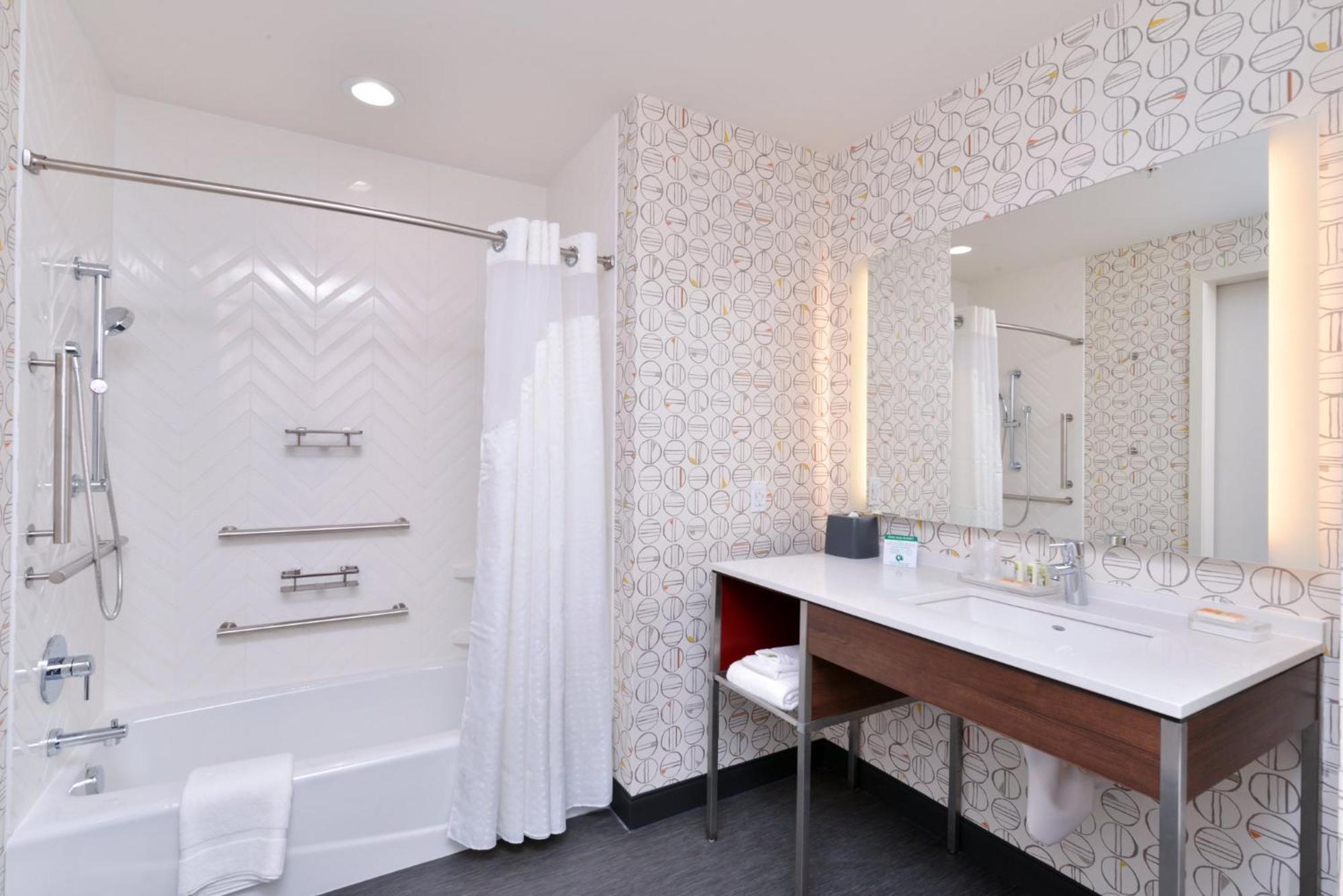 Holiday Inn Detroit Northwest - Livonia By Ihg Esterno foto