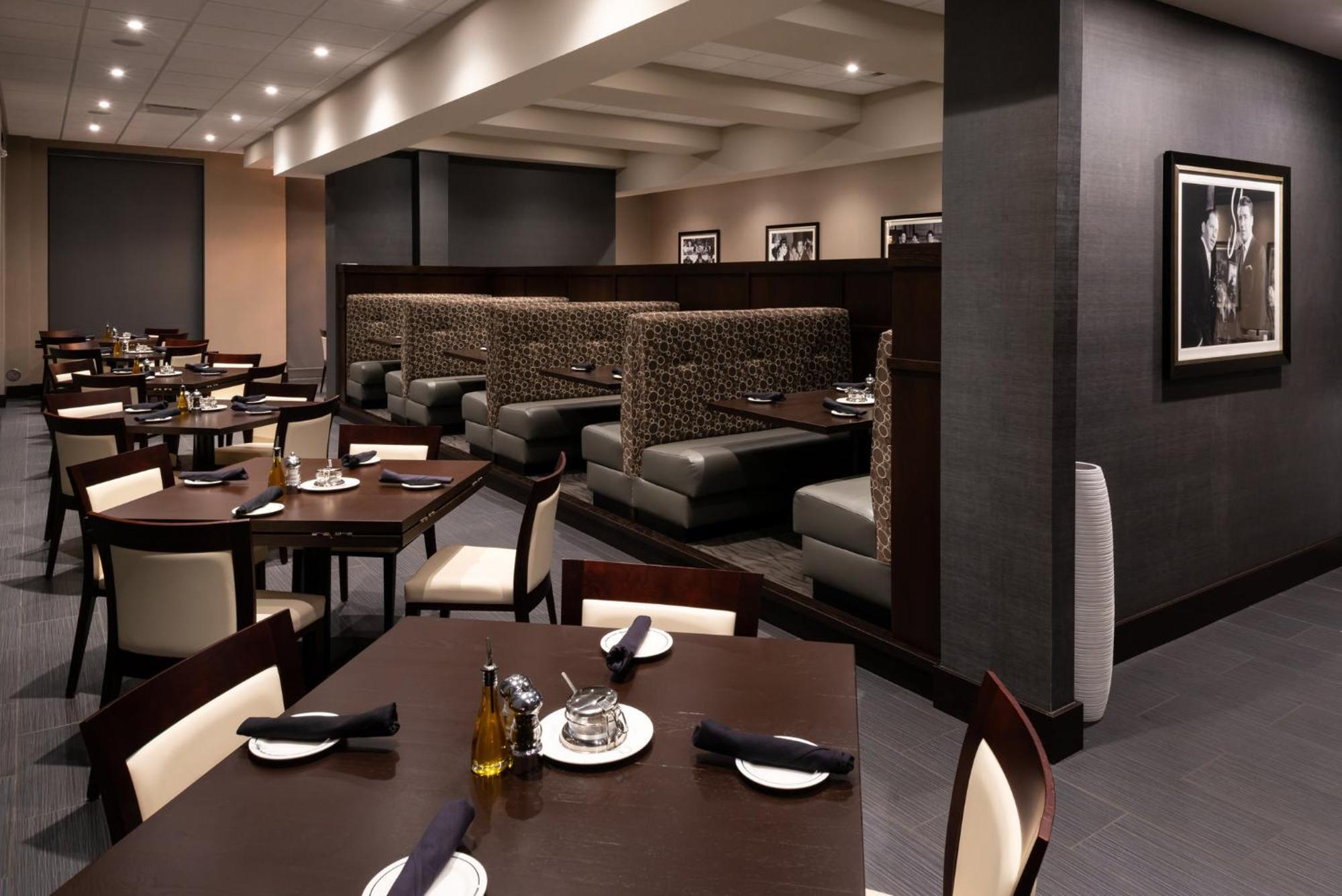 Holiday Inn Detroit Northwest - Livonia By Ihg Esterno foto